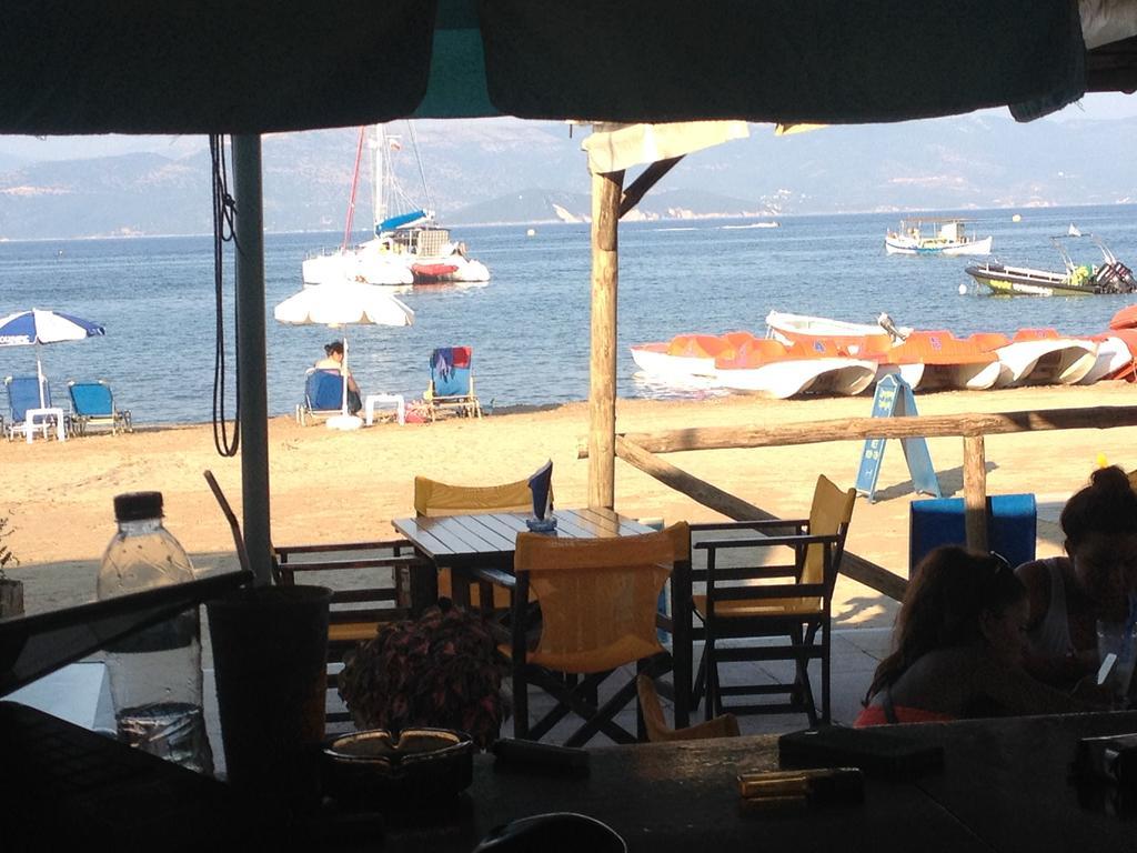 קאבוס Likourgos Beach מראה חיצוני תמונה